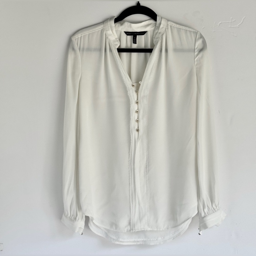 White House Black Market Regency Blouse Gold Button Elevated Preppy Elegant Sz 0